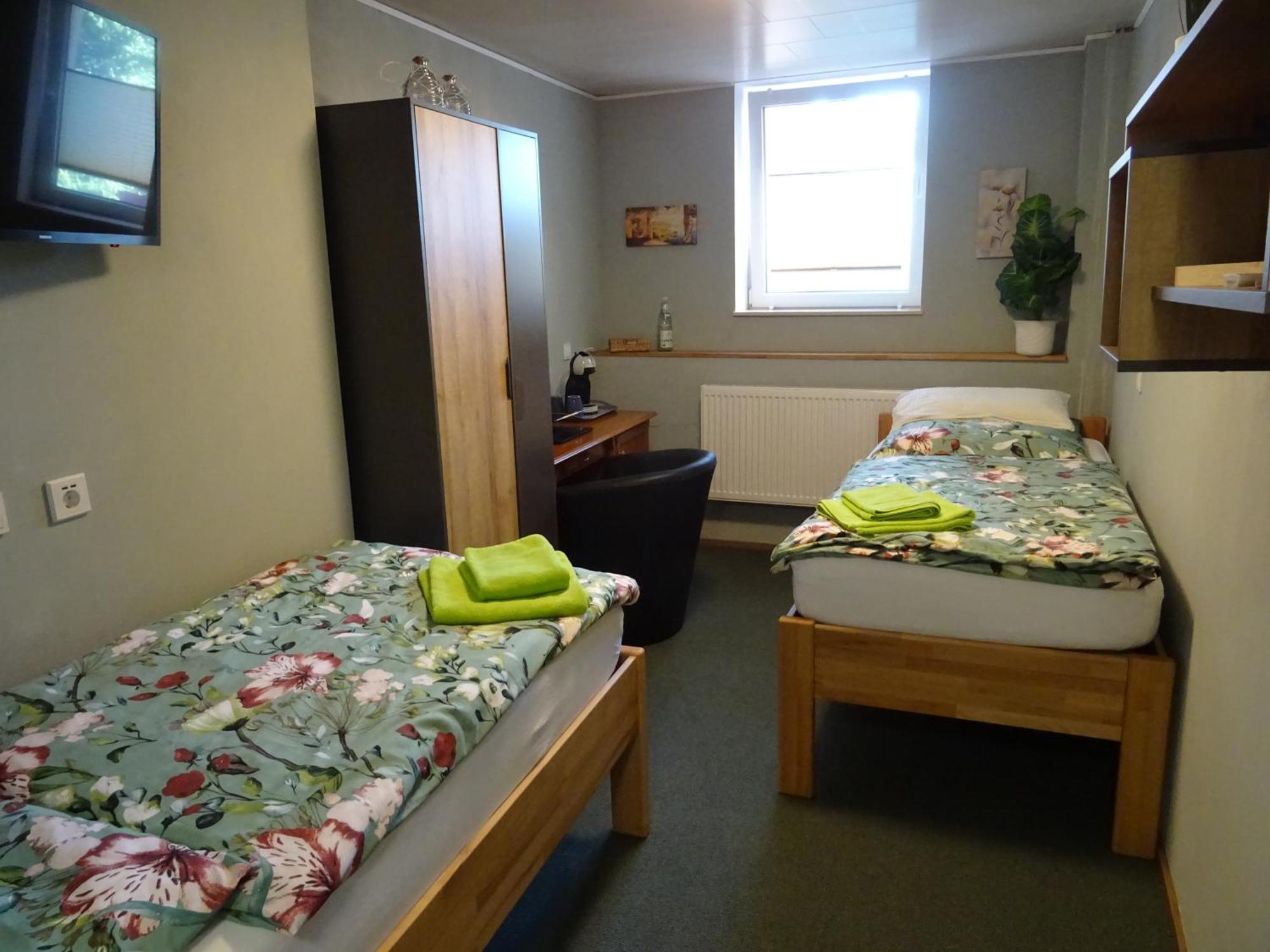 Pension Und Gaestehaus Paffrath Grossbrembach Екстериор снимка